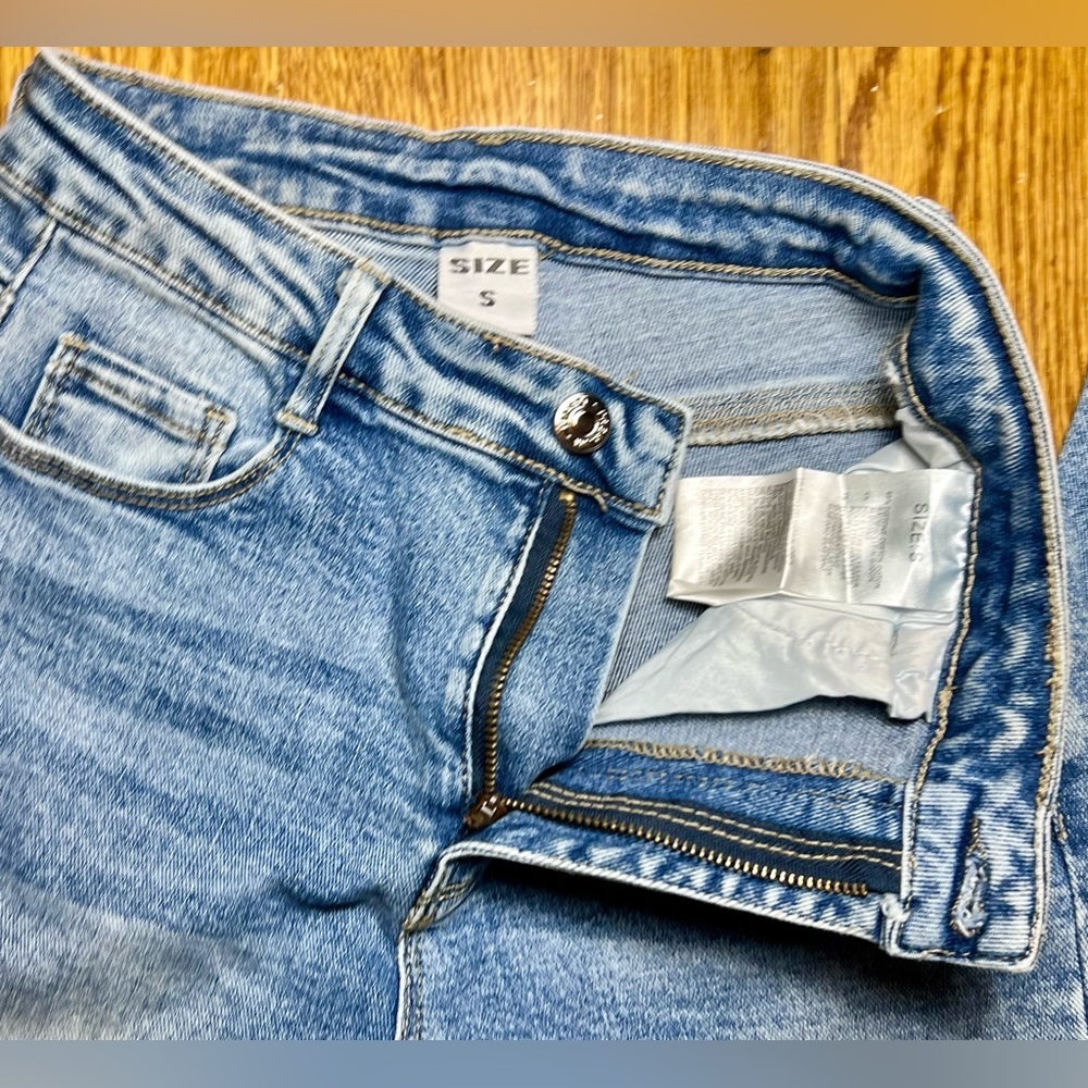 TWO WAY High Rise Flare Leg Jeans - Picture 5 of 5